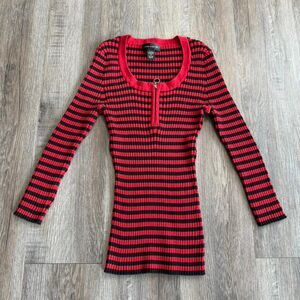 Cable-gauge Women's goth shirt